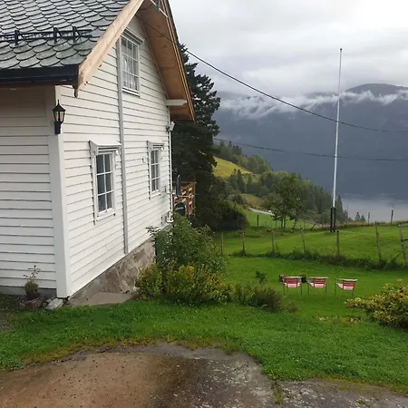 Kårstova Ved Sognefjorden Høyanger